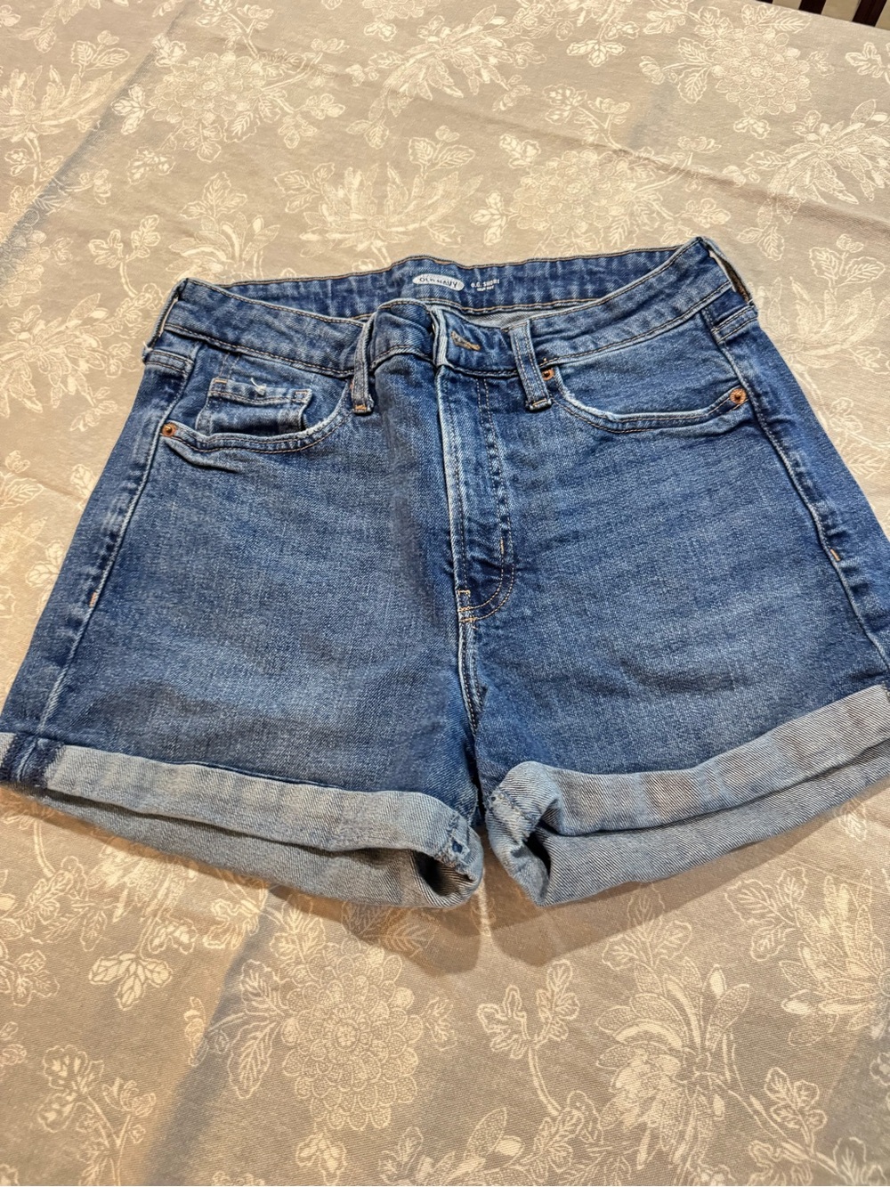 Old Navy Blue Rolled-Hem Denim Shorts